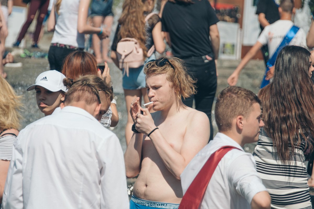 Парни решили не церемониться 