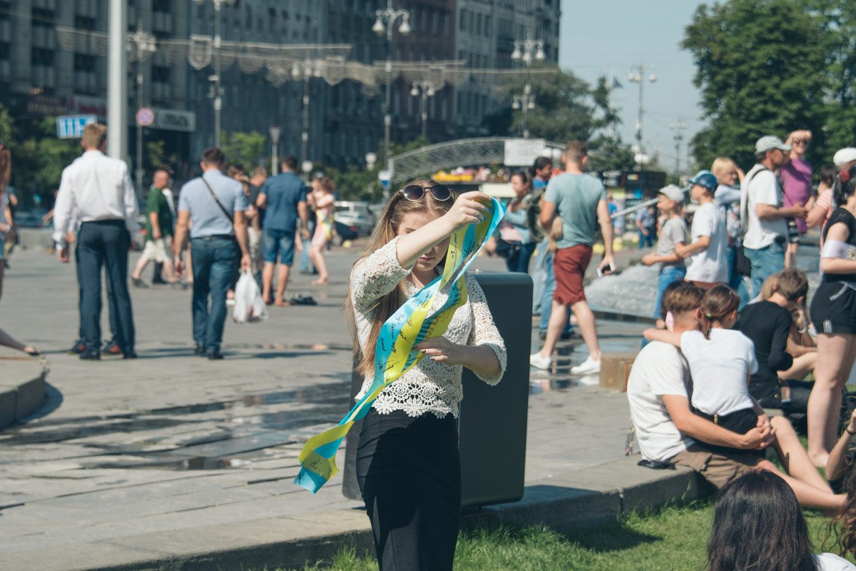 Экс-школьники запомнят этот день на всю жизнь 