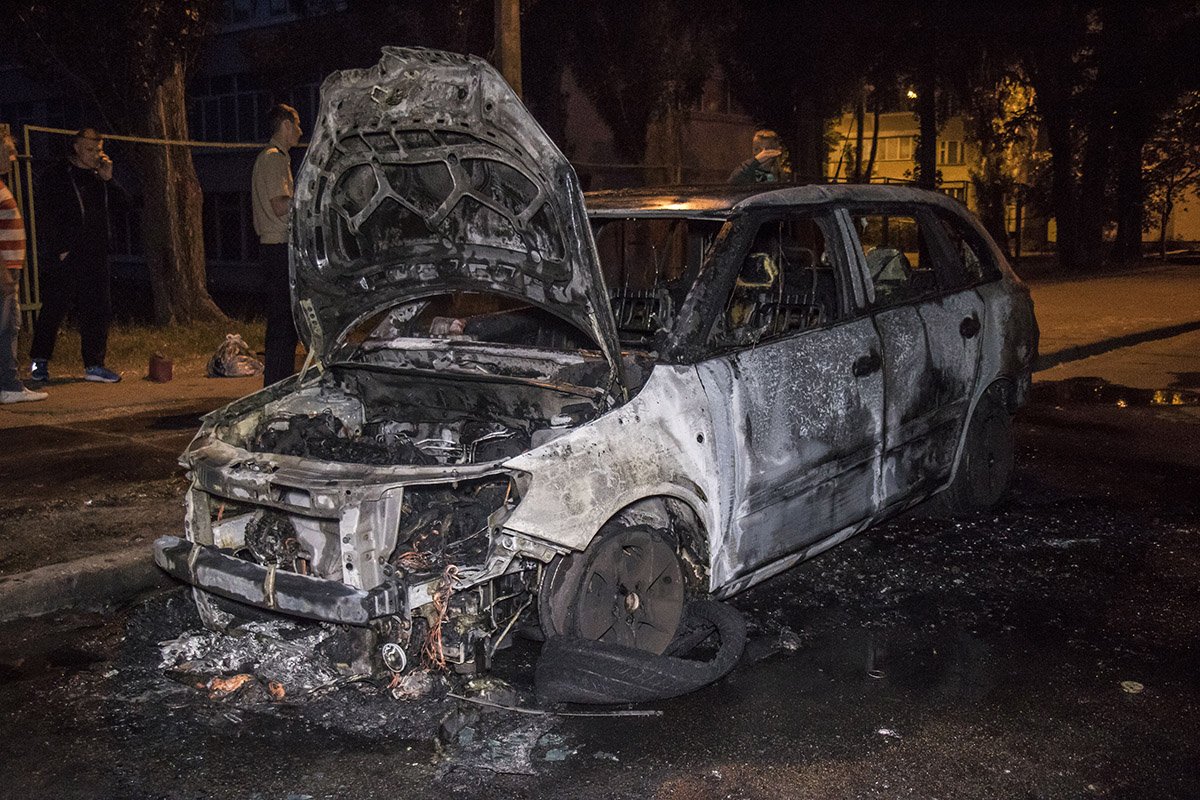 Машина полностью сгорела Машина полностью сгорела