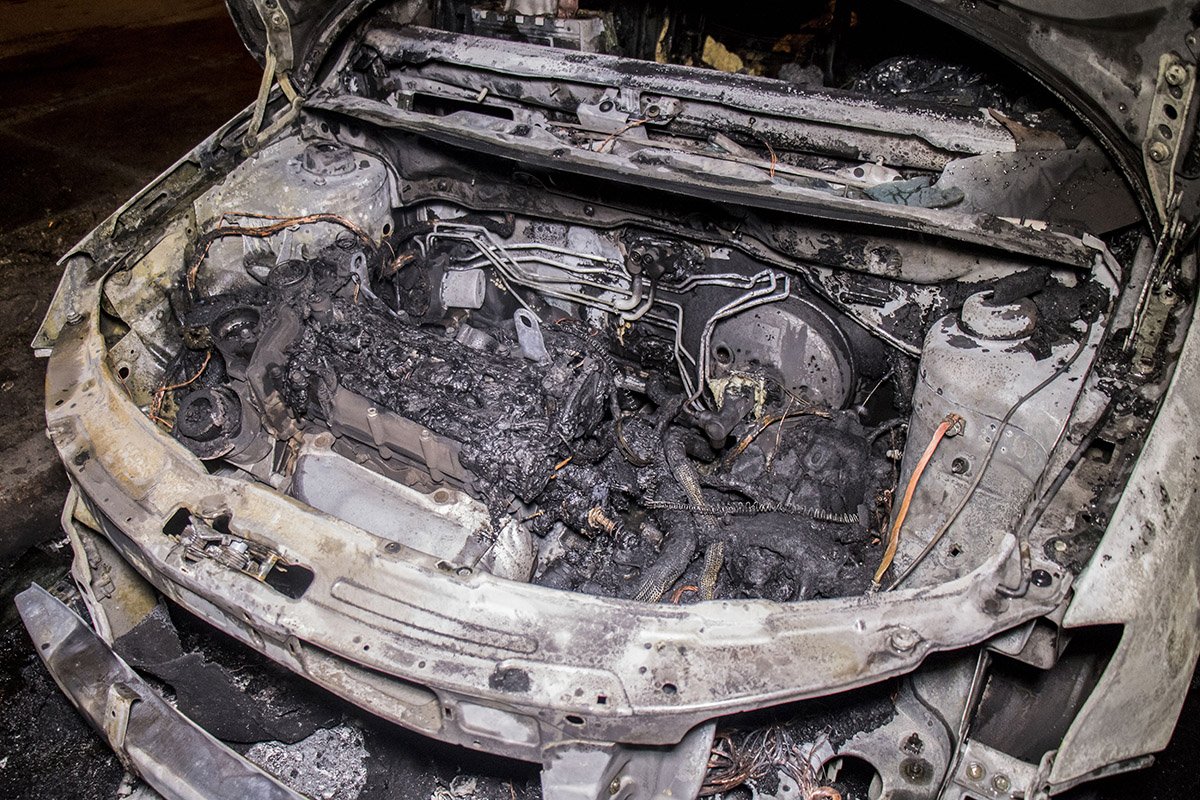 Причину возгорания установит следствие Причину возгорания установит следствие