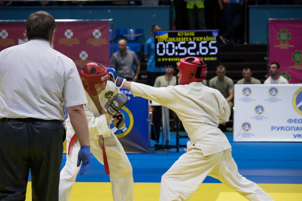 На татами вышли бойцы разных силовых и военных структур