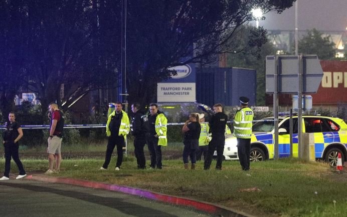 В Манчестере авто наехало на пешеходов: пять человек пострадали В Манчестере авто наехало на пешеходов: пять человек пострадали