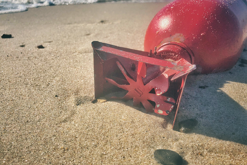 На побережье Балтийского моря нашли сигнальные ракеты российского производства На побережье Балтийского моря нашли сигнальные ракеты российского производства