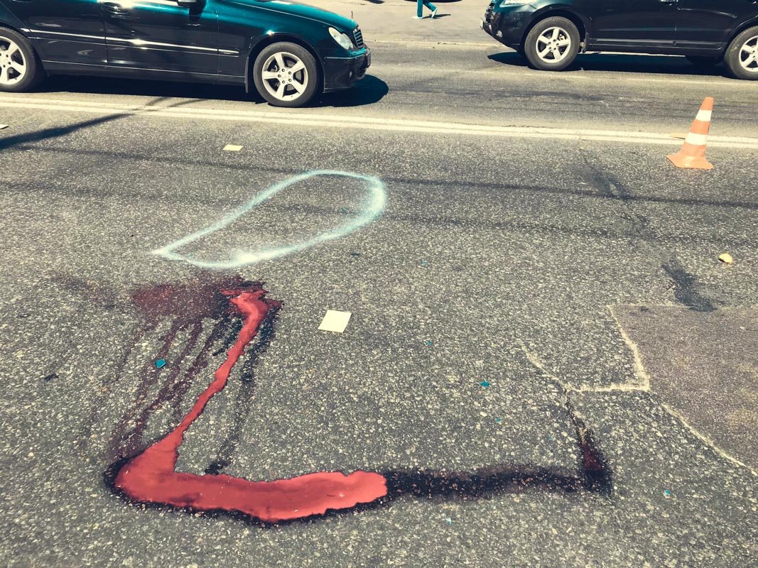 Водитель грузовика вызвал медиков