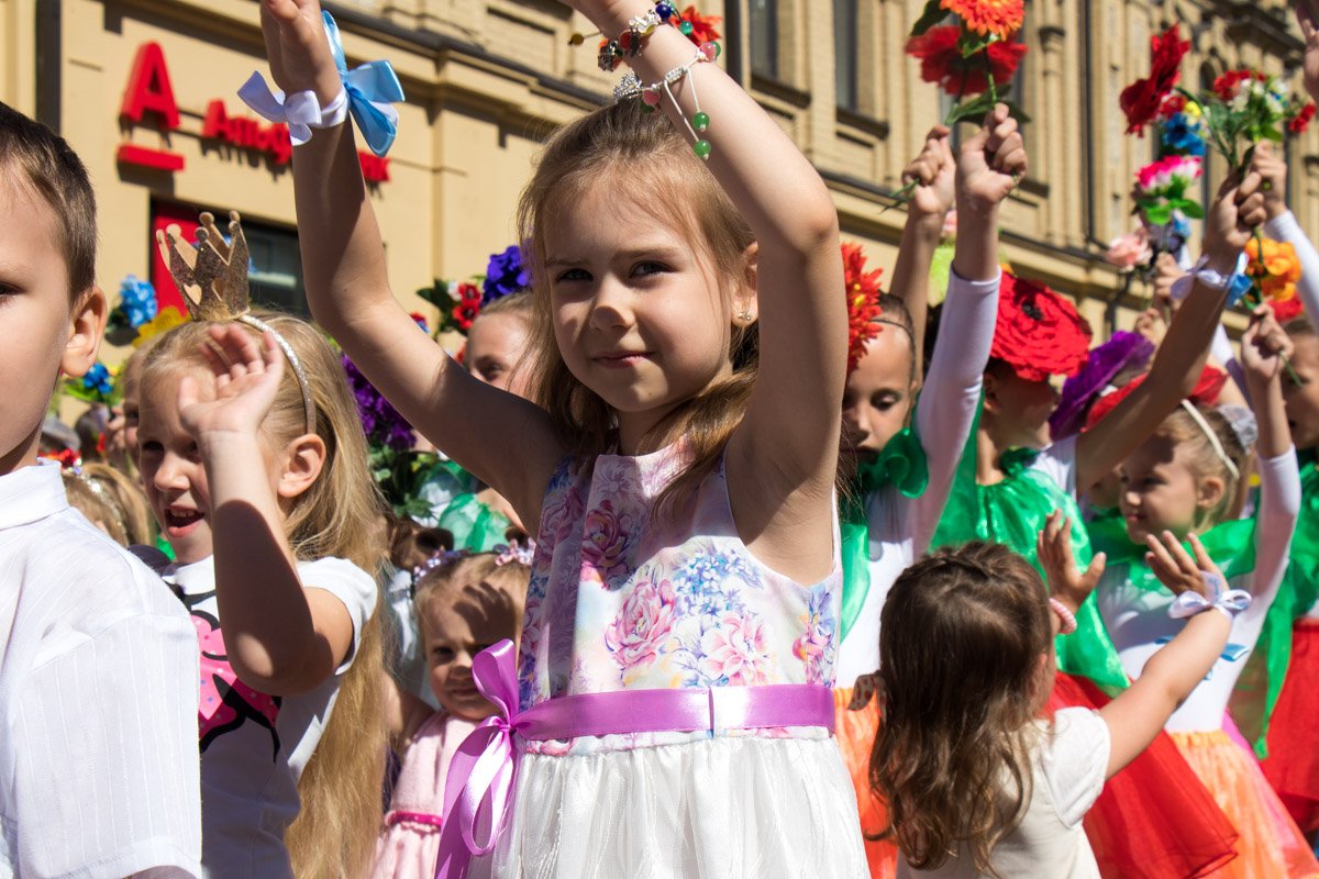 Для каждого ребенка было большой гордостью принимать участие в таком масштабном событии