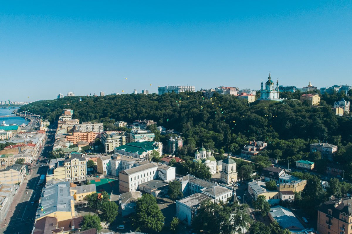 В небо улетел "знак" этого рекордного события 