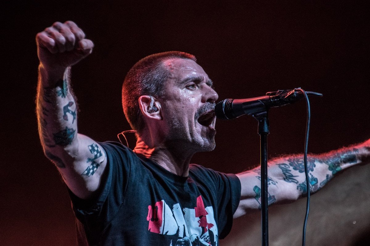 Почувствуй как кровь закипает в твоих венах!