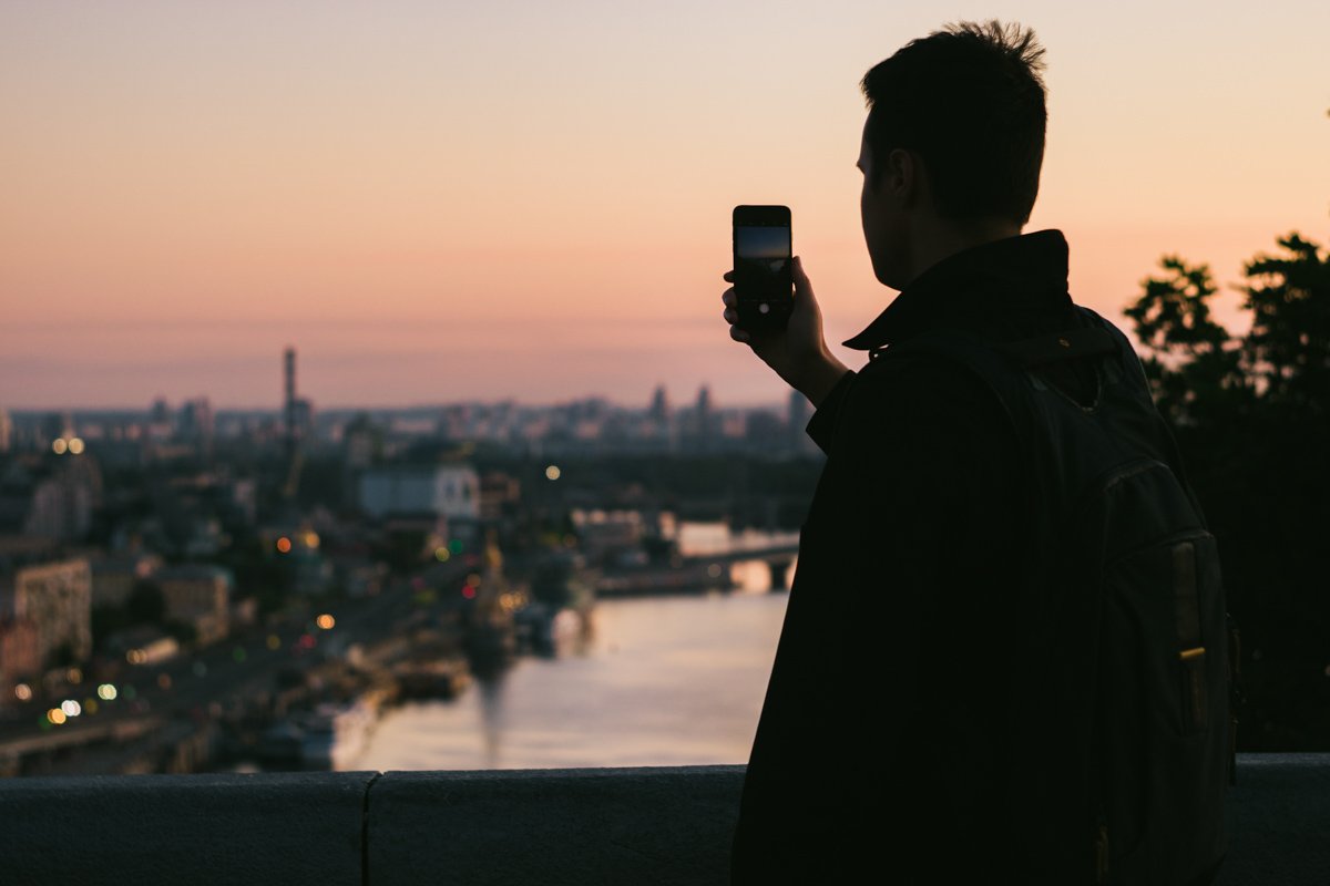 Информатор обожает рассветы Киева!