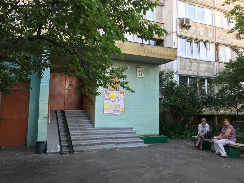 Кабина пролетела 10 этажей и остановилась на 3-м