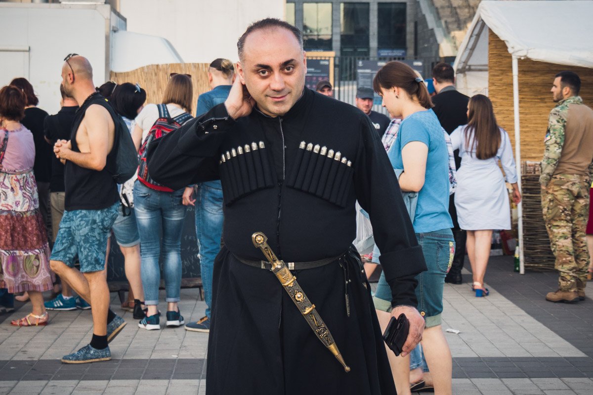 На праздник приехали грузинские коллективы и ансамбли На праздник приехали грузинские коллективы и ансамбли