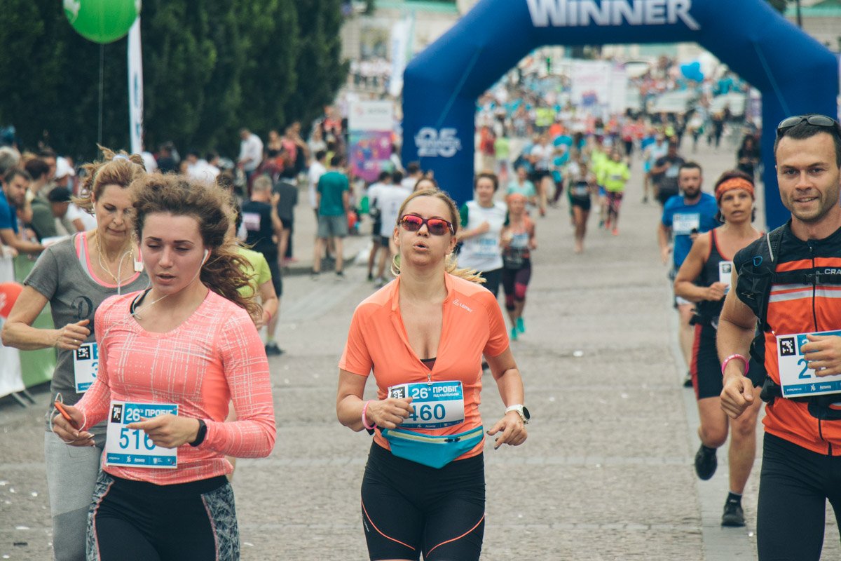 3 июня в Киеве проходит традиционный «Пробег под каштанами»