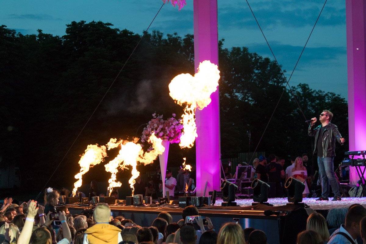 Первый танец молодых