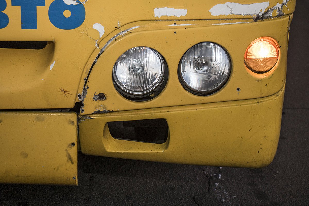 Водитель маршрутки поворачивал с проспекта Бандеры на Оболонский проспект Водитель маршрутки поворачивал с проспекта Бандеры на Оболонский проспект