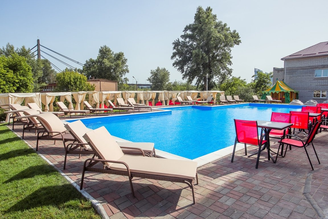 Комплекс с бассейном More Family Club