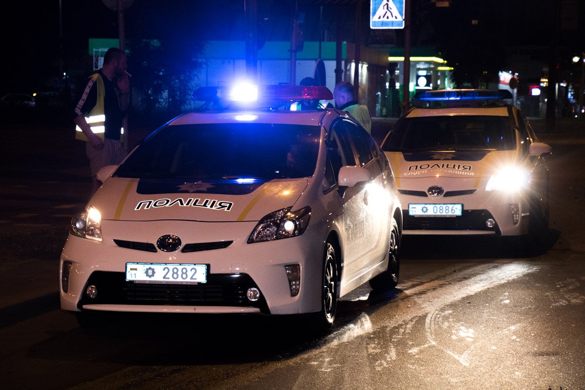 На месте работают правоохранители. Детали инцидента устанавливаются На месте работают правоохранители. Детали инцидента устанавливаются