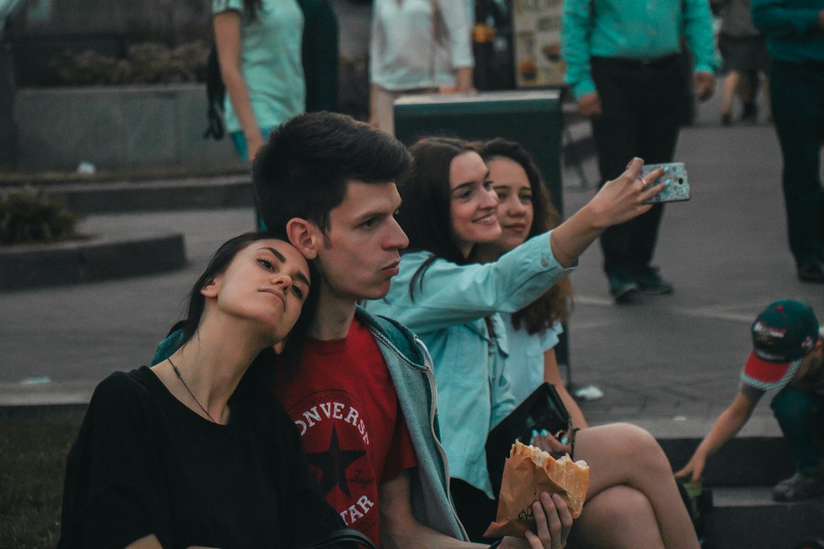 Кому-то фоточка, а кому-то легкий перекус Кому-то фоточка, а кому-то легкий перекус