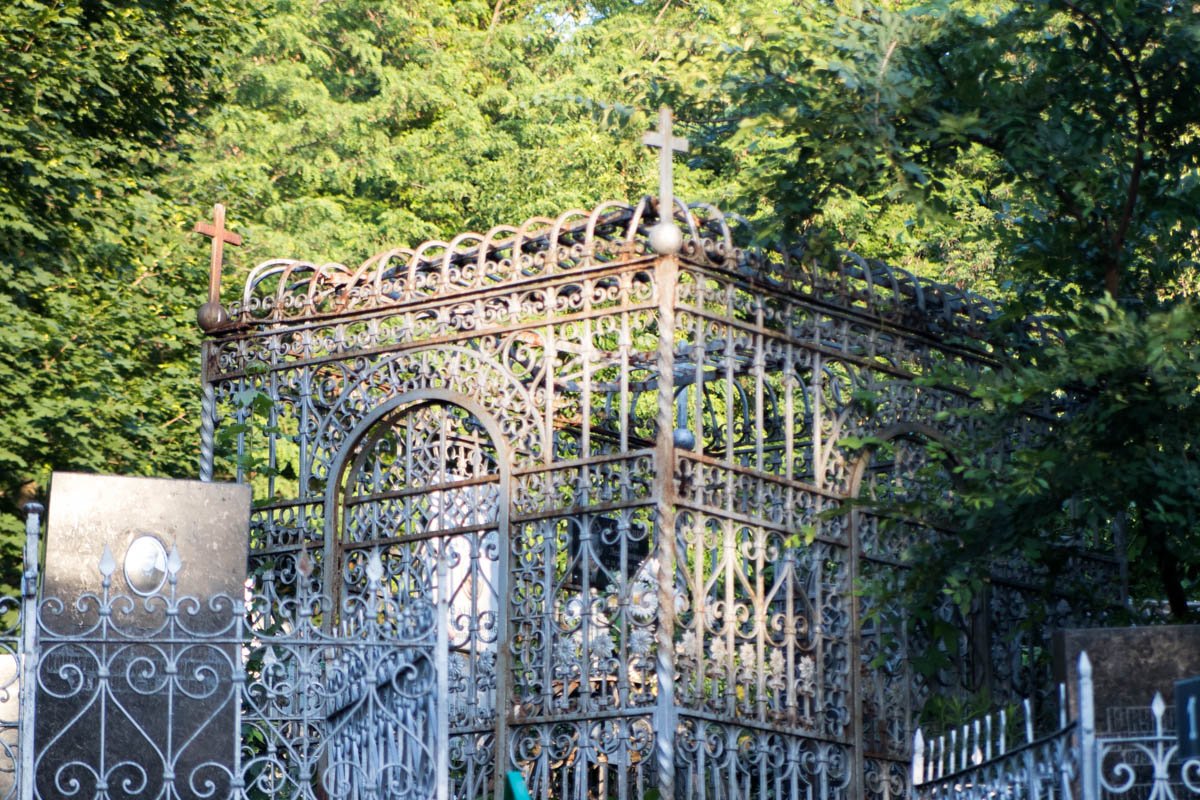 Возможно, здесь до следующей ночи причаились привидения