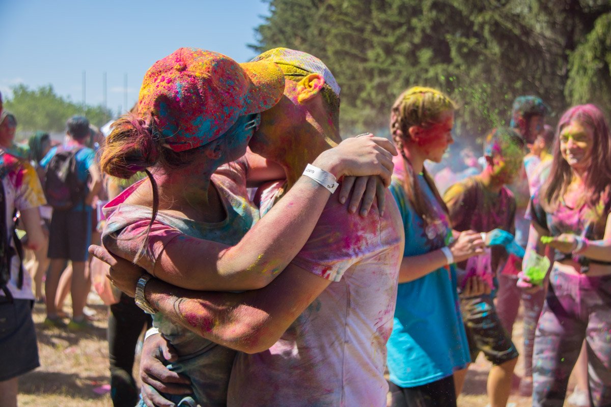 В какой-то момент уже пора бы и уединиться