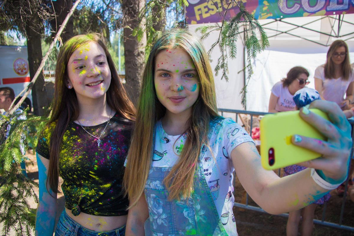 Постарались не пачкаться. Не вышло