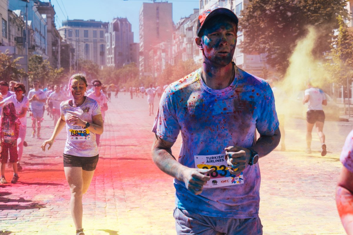 Полумарафон бежал, марафон бежал, а Color Run не бежал