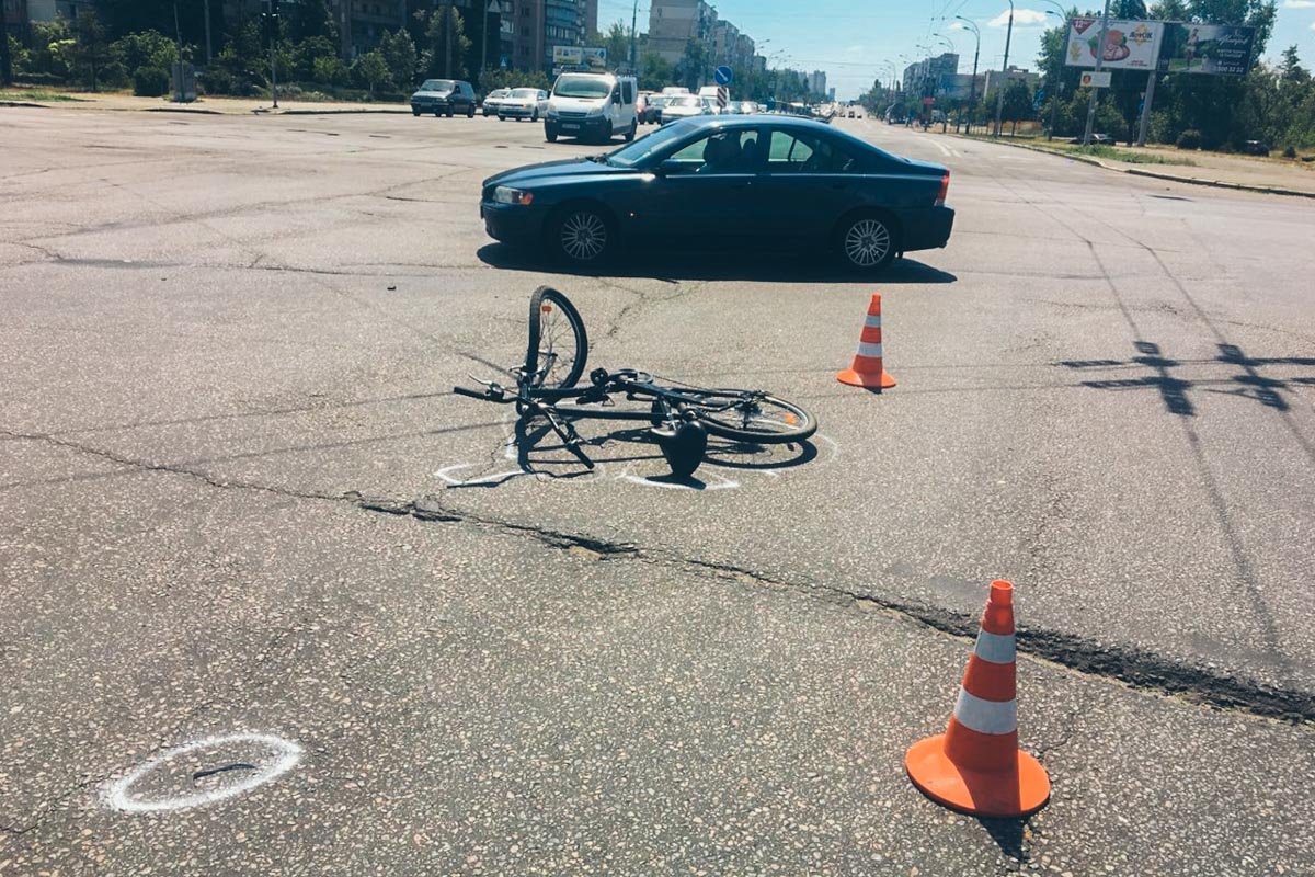 В понедельник, 11 июня, в Киеве сбили велосипедиста