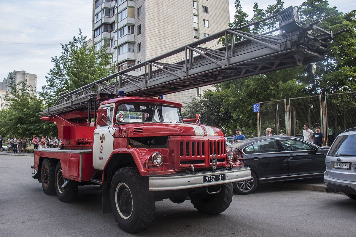 Прибывшие на место спасатели оперативно ликвидировали пожар