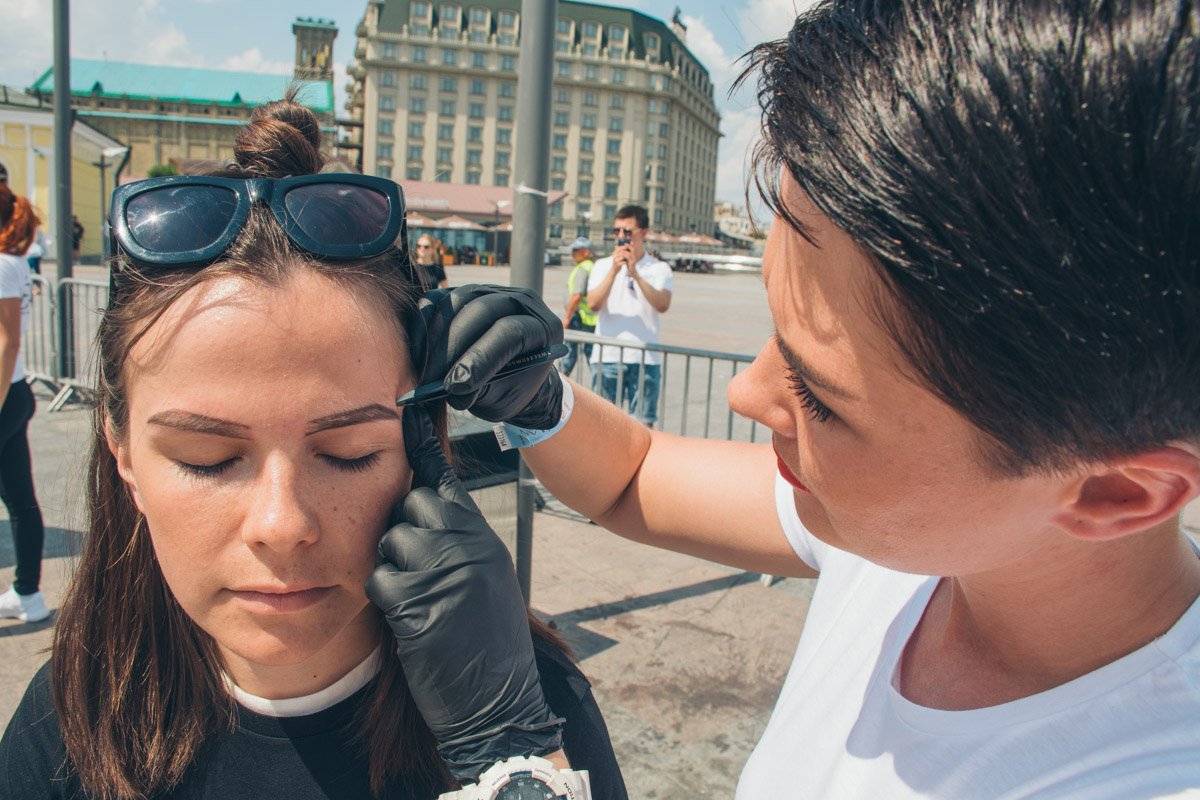 Моделирование бровей - не такой простой процесс, как кажется на первый взгляд 