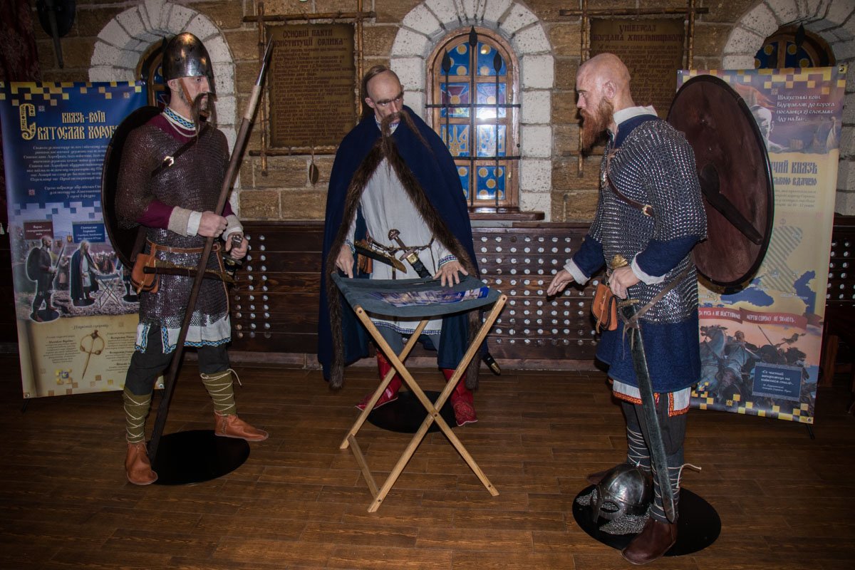 Каждая из этих сцен является фото зоной