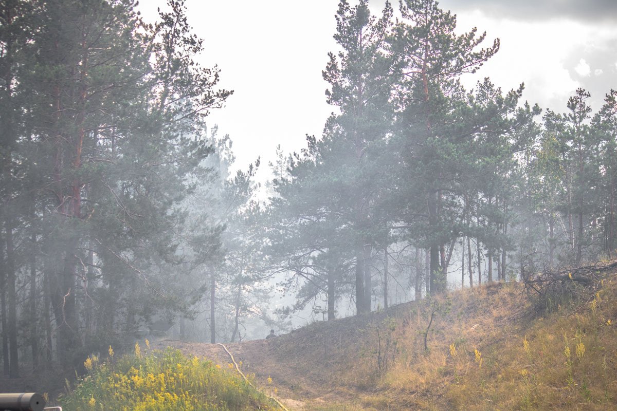 Площадь пожара - 300 квадратных метров