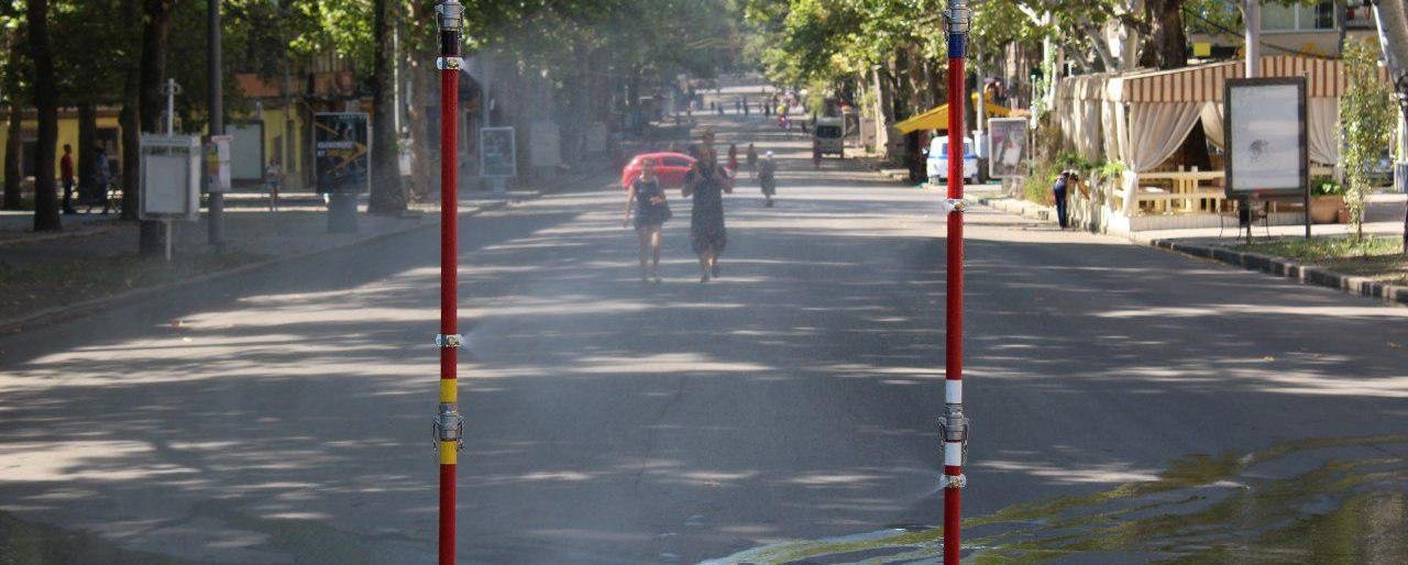 Можно поискать все точки с арками и перемещаться исключительно по ним
