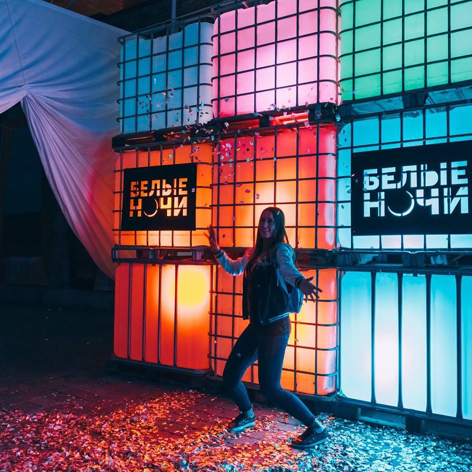 Тут можно найти фотозону на любой вкус и цвет