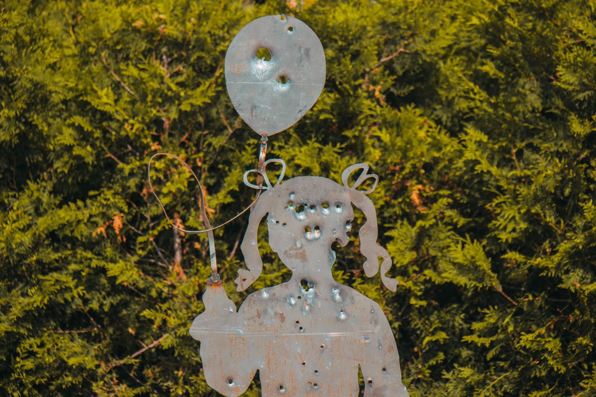 Автор проекта - документалист и доброволец Олесь Кромпляс