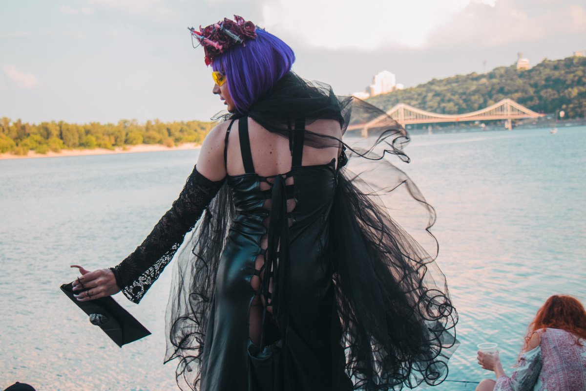 Здесь можно было встретить гостей абсолютно разного возраста и статуса