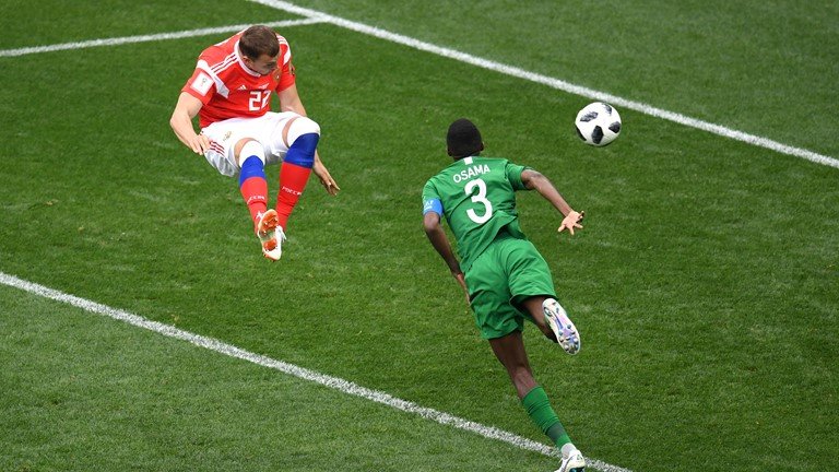 Это был первый матч чемпионата мира-2018 в группе А Это был первый матч чемпионата мира-2018 в группе А