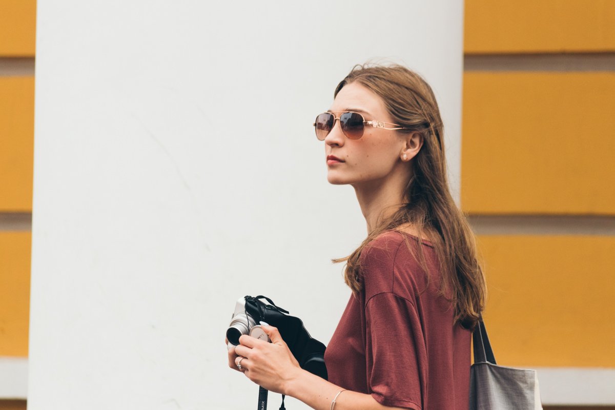 Место, чтобы быть счастливым - здесь. Время, чтобы быть счастливым - СЕЙЧАС. Место, чтобы быть счастливым - здесь. Время, чтобы быть счастливым - СЕЙЧАС.