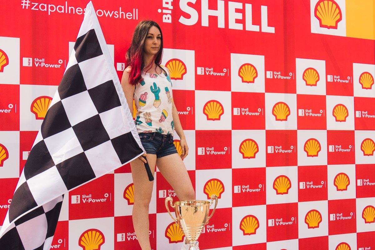 А вот и одна из фотозон. А вот и одна из фотозон.