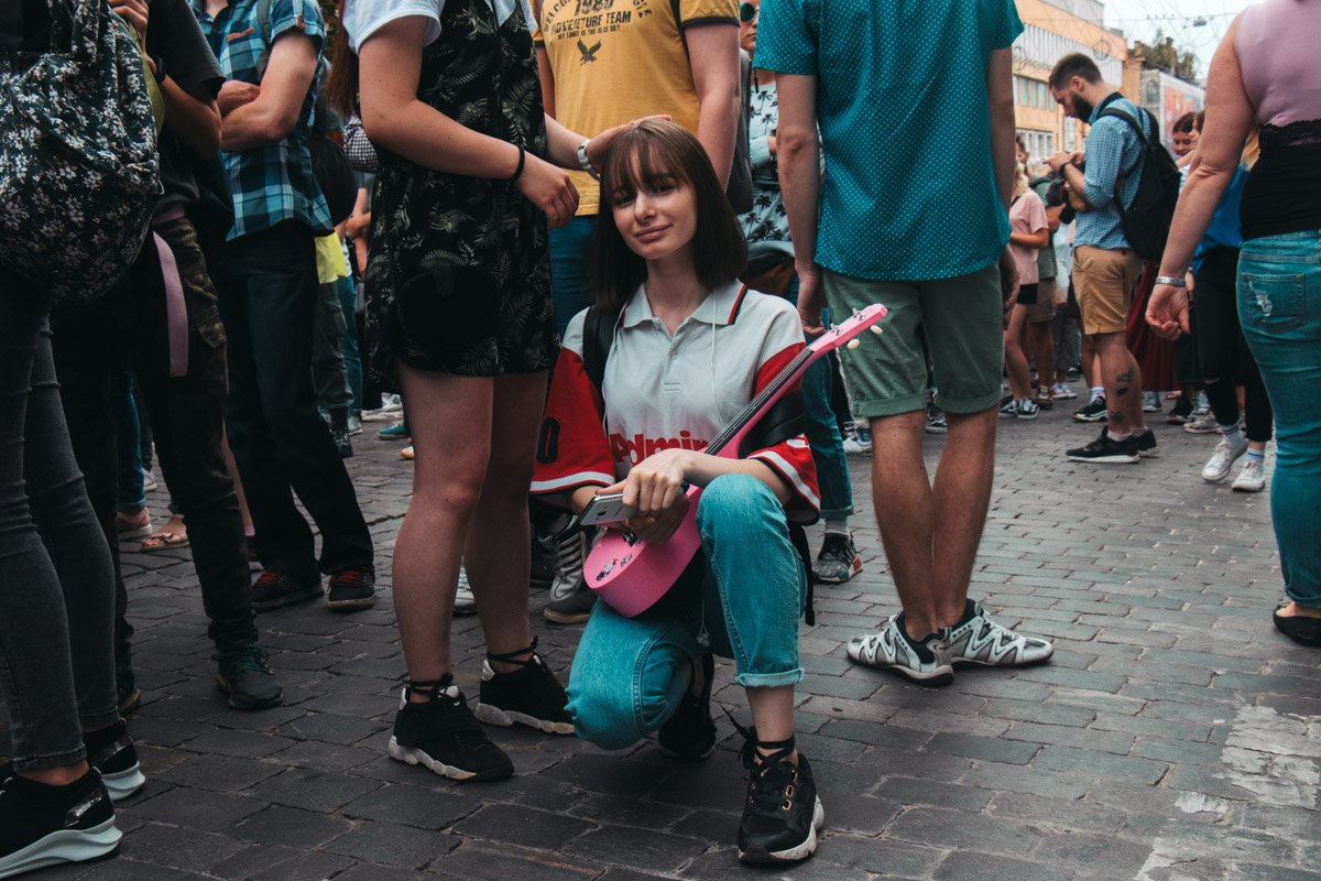 На чем сыграем, дорогой?