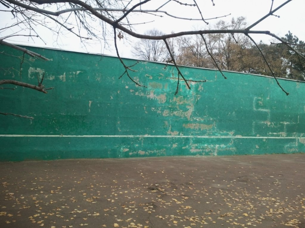 Корты университета КПИ - прекрасный вариант для тех, кто не хочет переплачивать