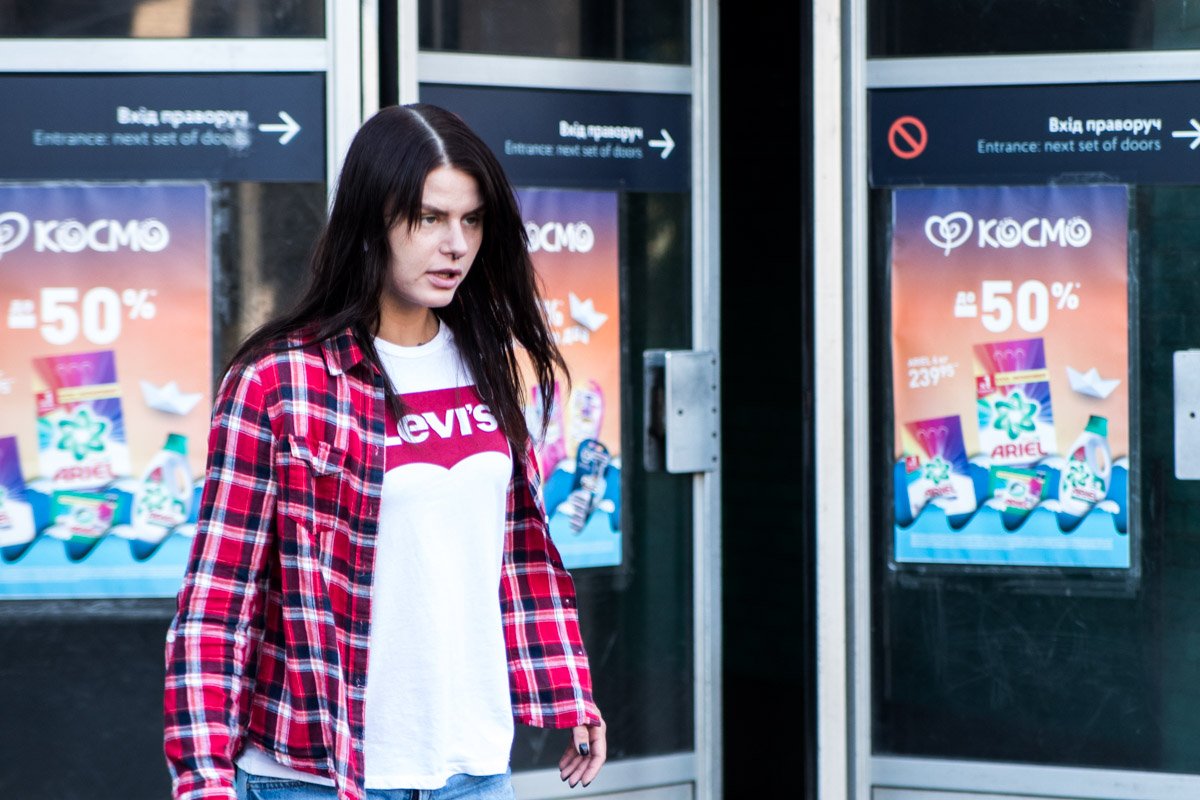 Тяжелое утро - тяжелый взгляд