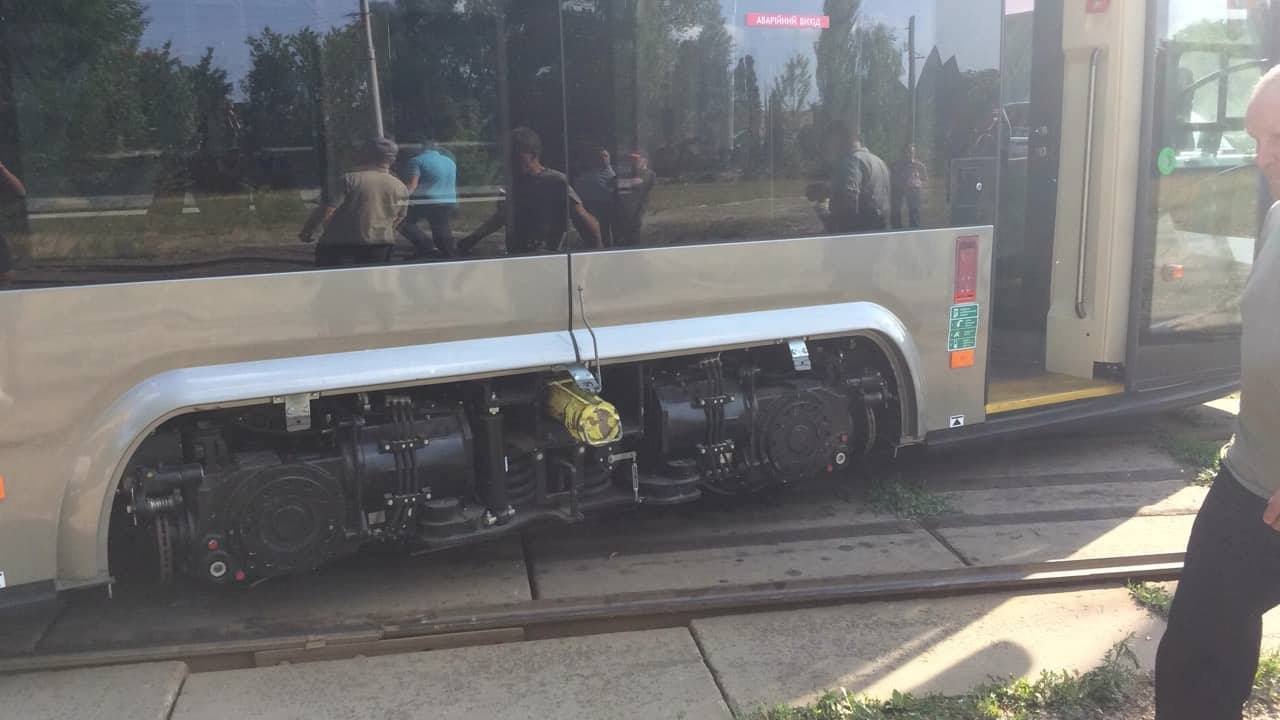 Заблокировано движение трамвайных маршрутов № 1 и 2