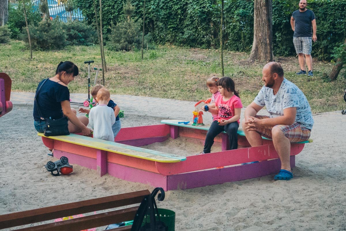 И многодетно 