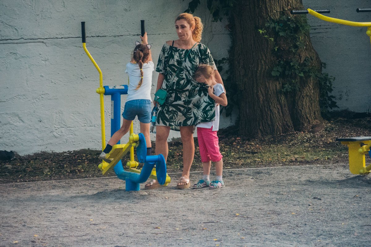 А кто-то не хочет заниматься спортом, а хочет на ручки 