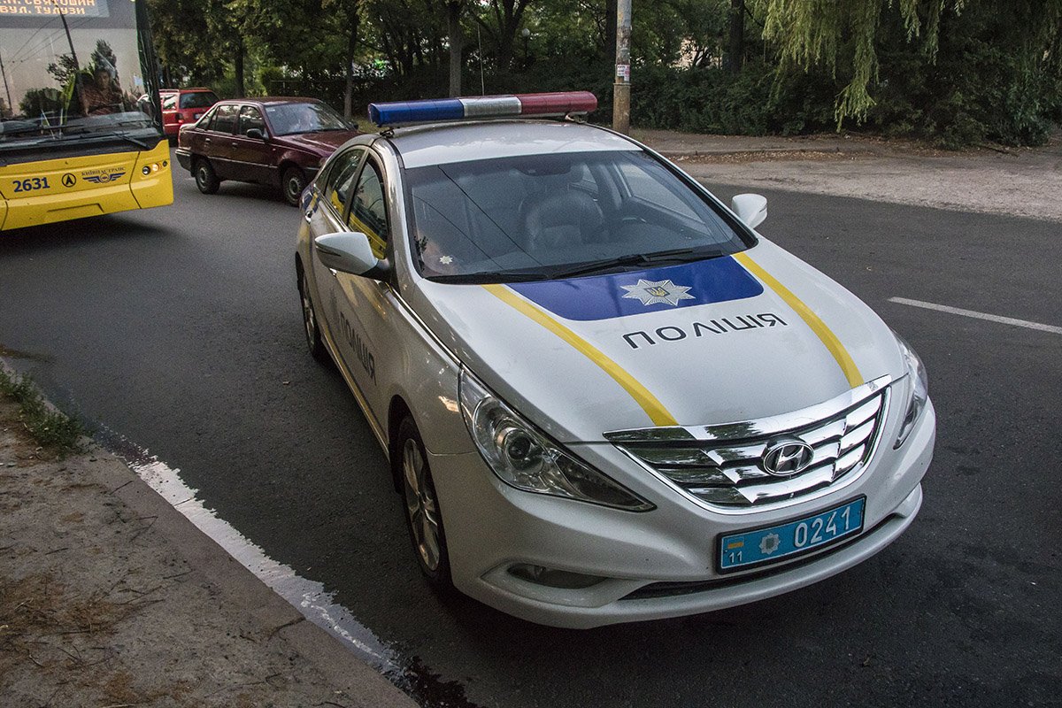 На месте работали сотрудники патрульной полиции