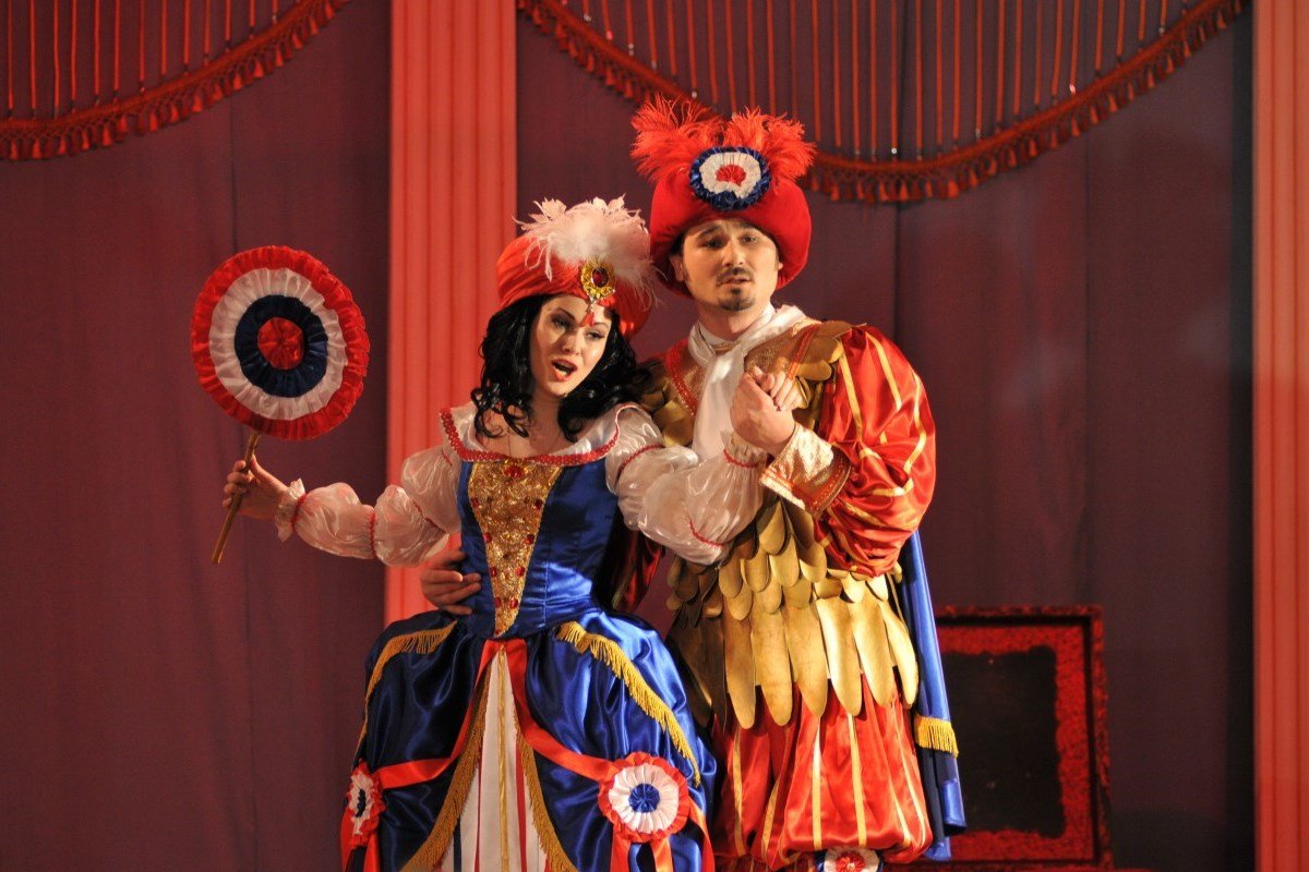 Званый ужин с итальянцами» - легкая комедия-фарс, которая подарит каждому зрителю море замечательных моментов.' width=