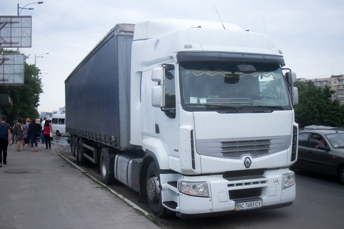 Renault также ехал по Кольцевой