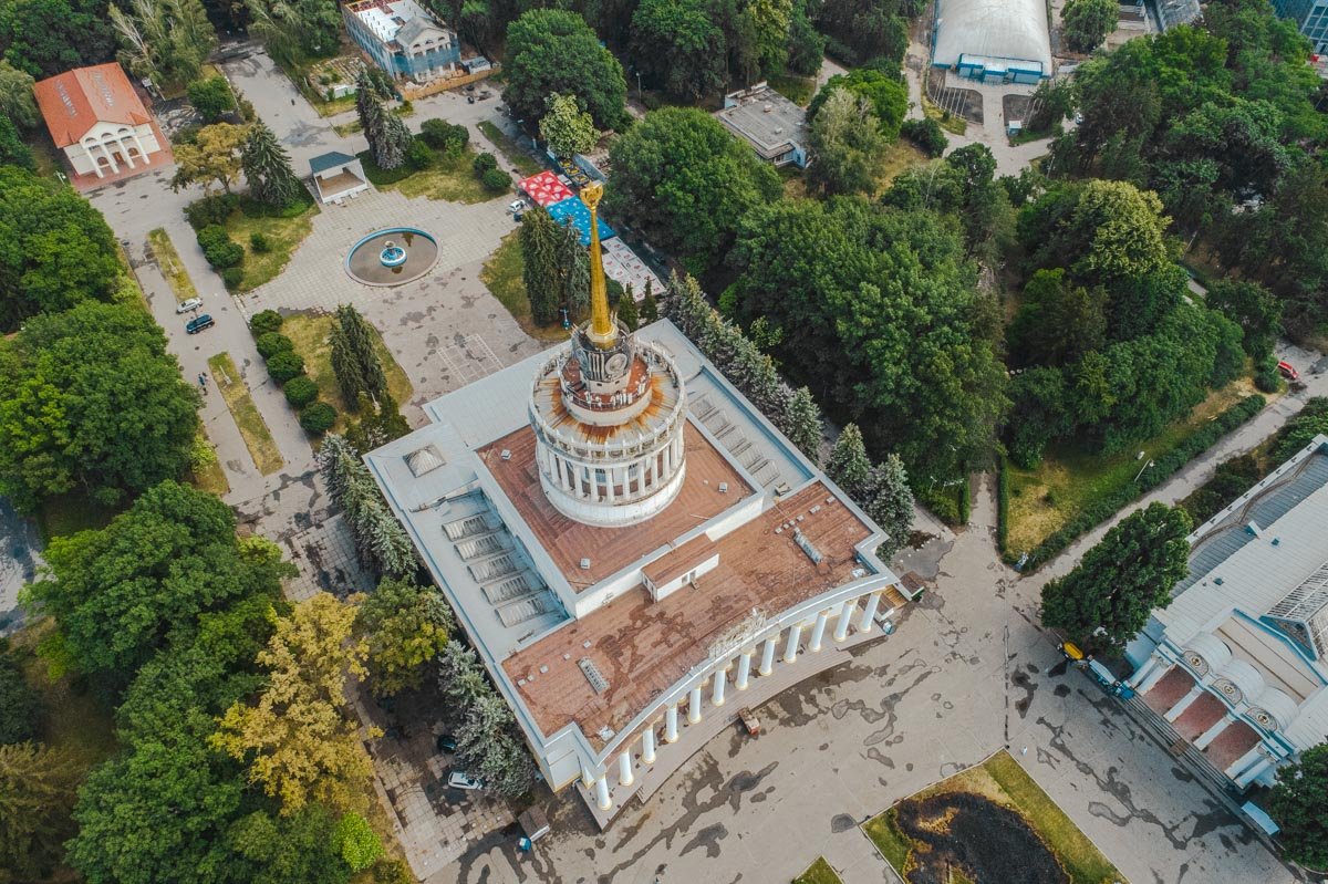 Национальный комплекс «Экспоцентр Украины» официально открыл летний сезон