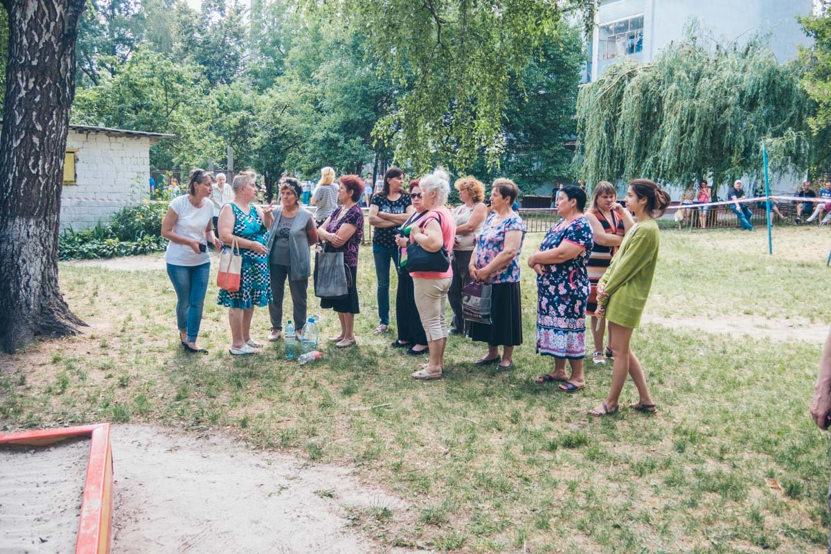 Местные жители растеряны и напуганы