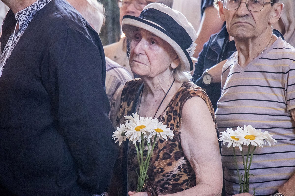 Тяжесть потери в глазах людей