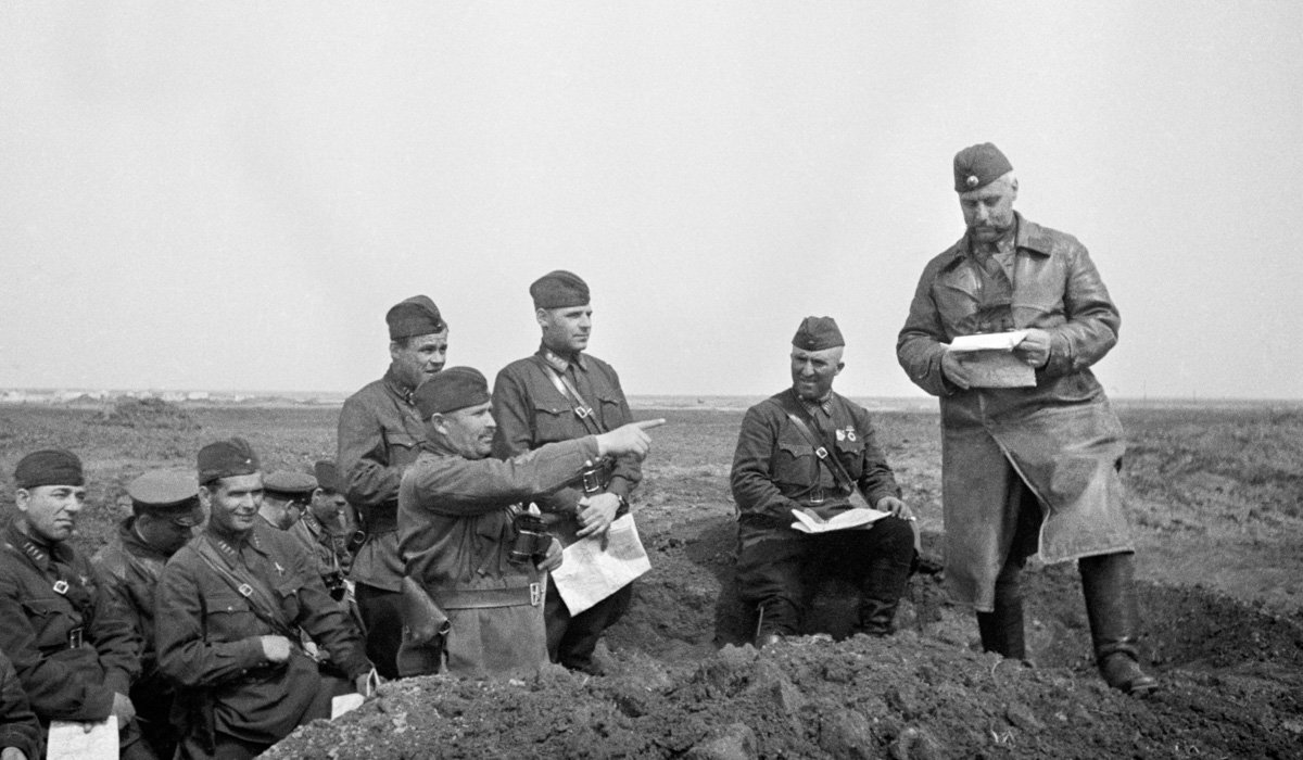 Тогда они еще не знали, что война продлитья четыре года Тогда они еще не знали, что война продлится четыре года