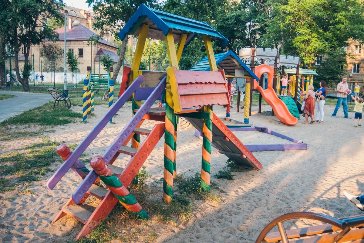 Зато ярко раскрасили 